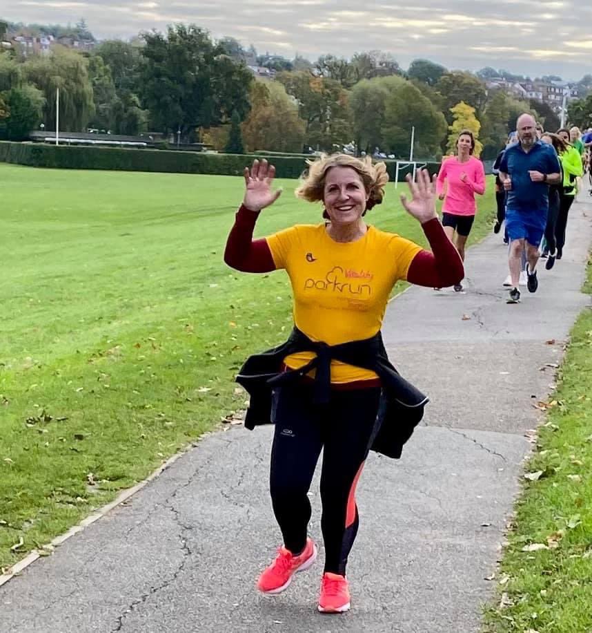 ValerieBarlow6's tweet photo. Despite the 3x mahoosive hills, I actually look like I’m enjoying myself @oakhillparkrun @parkrunUK  #beastcourse 🧡 @borofergie -your fault https://t.co/Tkdw2072g9