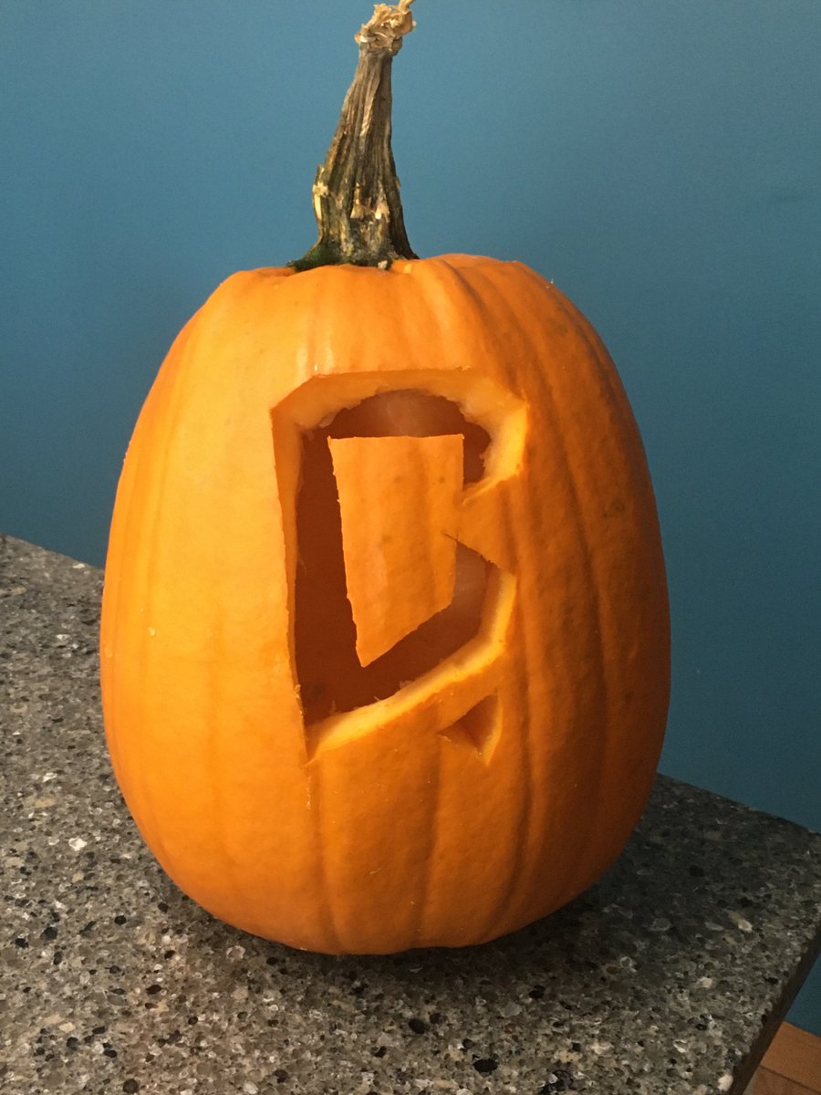 Maria Lowe tweet media