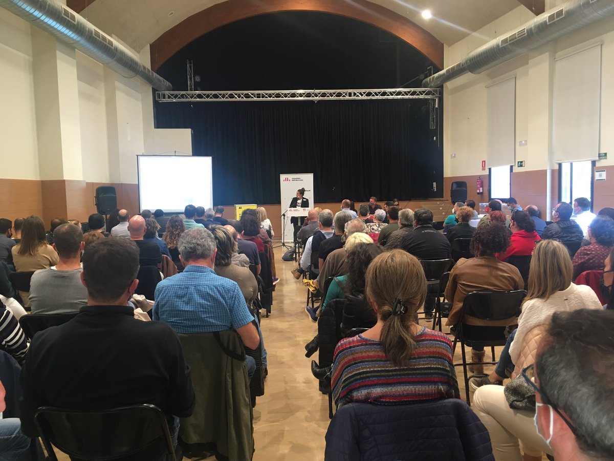 Comença el Congrés Regional <a href="/ERCEbre/">Esquerra Republicana Federació de l'Ebre</a> a #Rasquera amb el parlament de <a href="/Normapujol/">Norma Pujol i Farré 🎗️</a> secretària general.