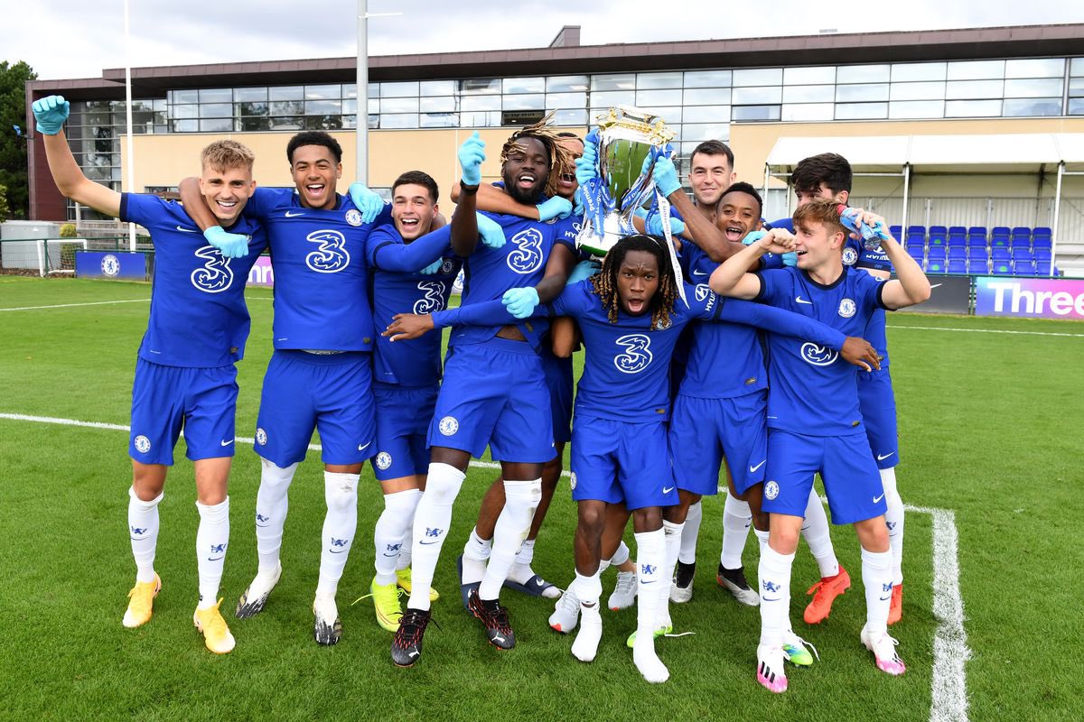 Tino Livramento (18) and Armando Broja (20) both on target for Southampton today. 

The Saints are drawing 2-2 with Burnley.

Elsewhere Tom Davies (23), Reece James (21) and Callum Hudson-Odoi (20) also scored. Mason Mount (22) scored a hattrick. 

Chelsea’s academy… 📝