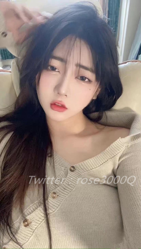 rose3000Q's tweet photo. 有人在尻尻 嗎  想看你們內褲勃起...
用舌頭幫你舔弄  允吸你的蛋蛋
手在伸進內褲看著你們挖挖 https://t.co/l22oFzyxnz