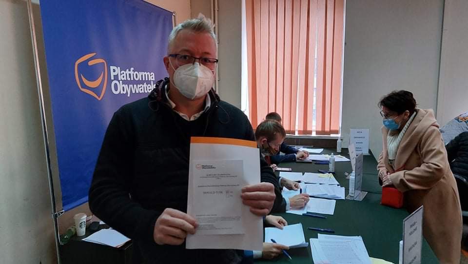 MWieremiejczyk's tweet photo. #PlatformaWybiera najlepszy kandydat na szefa powiatu warszawskiego @MKierwinski
Na szefa regionu @JanGrabiec
Na przewodniczącego @Platforma_org @donaldtusk
#zrobimyto #wygramyzPiS https://t.co/fM2cRBEdtb