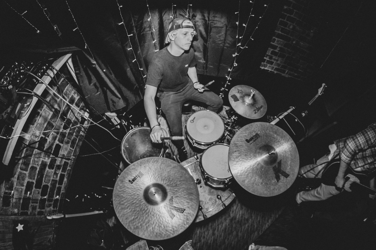 AimHigh803's tweet photo. #LOCALBANDFOREVER #ISTHISTIKTOK #HOWTOTWEET #TWITTERPUNK #WUT #BIGDRIP
๐ธ: @gingymayne https://t.co/ypEnPhfArz