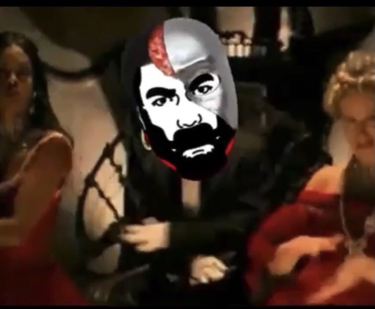 CryptoBaby__'s tweet photo. Favorite parts from the video🤣🔥
@omi_goddess @HomiesOmi @Daniel00077 @ecomi_rhys @reverendalexg @itstru__ @NFTQueenCollec1 @thecomicway @DeadPooWhale @Officialemojii @vevegiffy https://t.co/xfN1xE6nAl