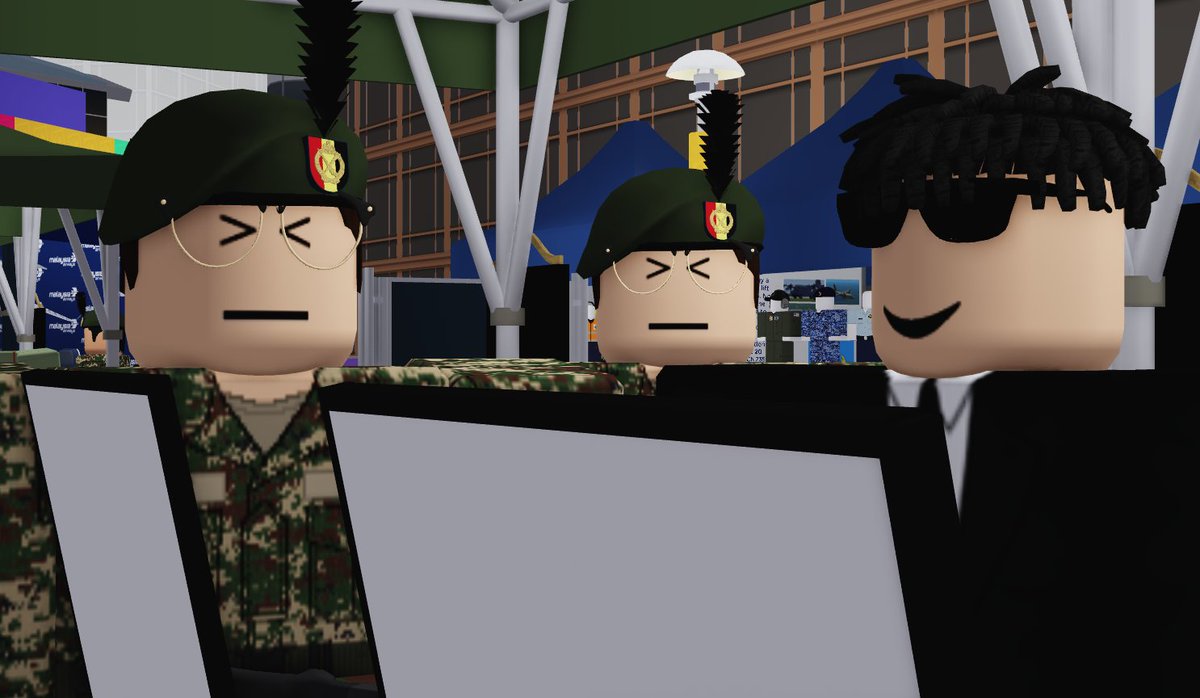 7RRD_MYSverse's tweet photo. Representatives were sent down to the Dewan Bandaraya Kuala Lumpur Job Fair, on behalf of the regiment. Other regiments of the Malaysian Army were also present.

📸Captain MrAdination https://t.co/L71FAefKh2