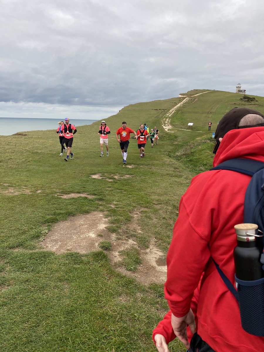 Lizlew15's tweet photo. Well done to all who completed the Beachy Head Marathon today., what a brutal course! Enjoyed supporting all especially those running Ruby’s Run for the rocking horse appeal.#BeachyHeadMarathon #rockinghorseappeal #rubysrun https://t.co/DTxdB5xuSX