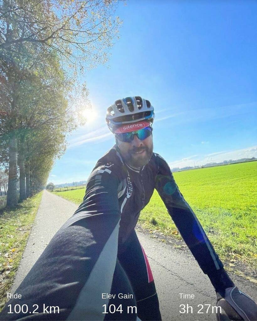 NickVerbaeys's tweet photo. It was a long season… time for a break…
#cycling #cyclingphotos #trekbikes #domane #Hammerhead #Hammerheadrides #karoo2 #stravacycling #bikelife #ciclismo #roadcycling #instacycling #cyclingshots #strava #outsideisfree #bikeporn https://t.co/e2ijFhSFLp https://t.co/3p0Y9xJwIx