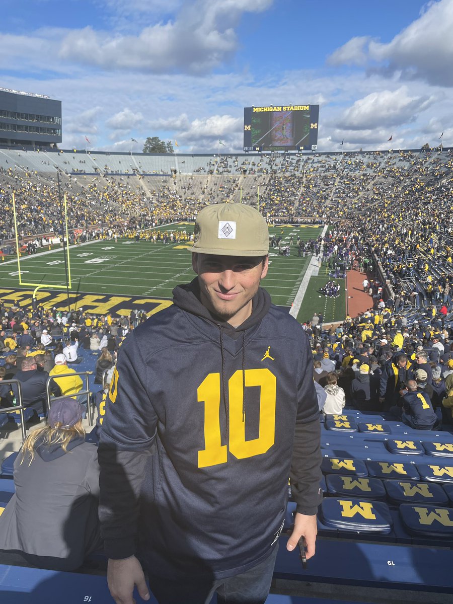 ChelseaSweet22's tweet photo. #bighouselive https://t.co/HNMxMjOx70