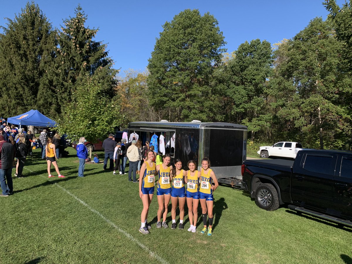 IHSA 1A girls XC regional this morning at Fuller Forest Preserve. The Lady Skyhawks ran a fantastic race! Jablonski with a 9th place finish but great races by Bauer, Alvarez, Casella,&amp; Miraldi. @McHenryCoSports