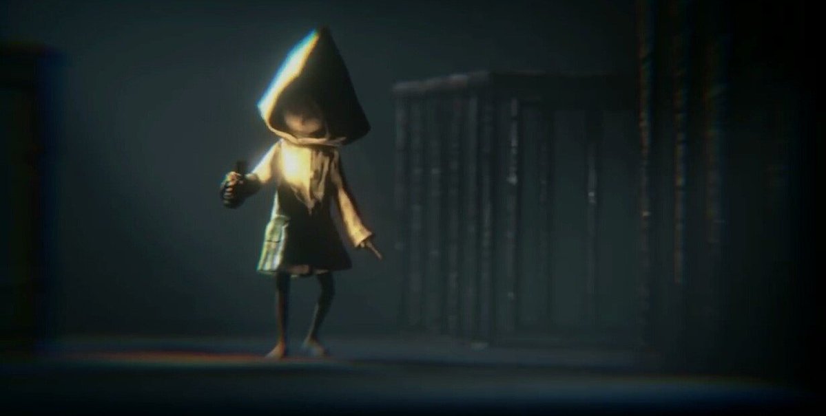 cantseeOTD's tweet photo. happy halloween! today's only character who can't fucking see is six from little nightmares!
the hood of six's yellow raincoat usually covers her eyes. and when she's without her raincoat, her long bangs also cover her eyes. https://t.co/n9YjlemoUu