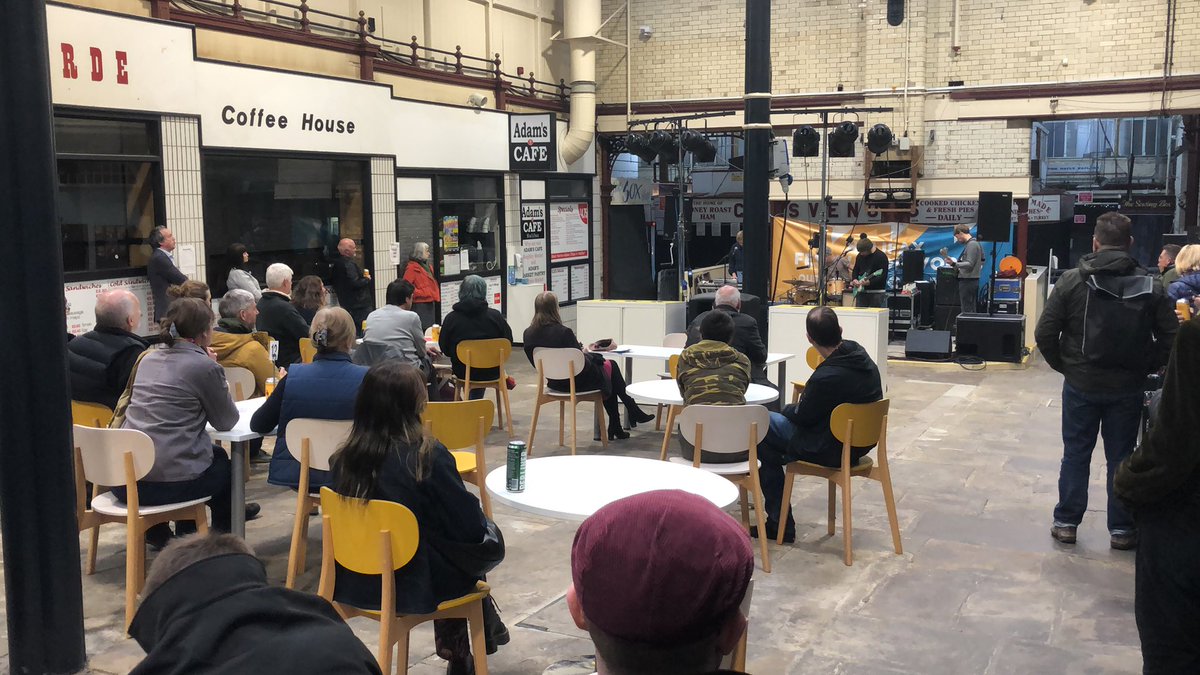 Enjoying a bit of @Yucatanambyth at @calderdale Albion arcade for the <a href="/HalifaxWords/">Halifax Festival of Words</a> festival. #culture #music #halifax #festivalofwords with <a href="/SkircoatGDirect/">The Grapevine Directories</a>