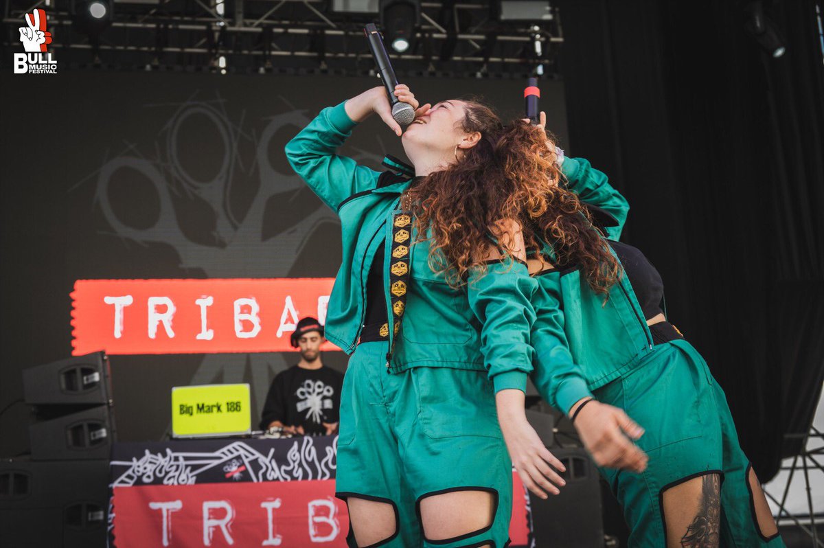 festbullmusic's tweet photo. ¡@TribadeRap, GIRL PWR incendiando el escenario de #BullMusic! 🔥🔥
📸 @JM_Grimaldi
#BullMusicFestival #BullMusicDays #conciertosengranada #GranadaVibra #tribade https://t.co/JZNsSO57qe