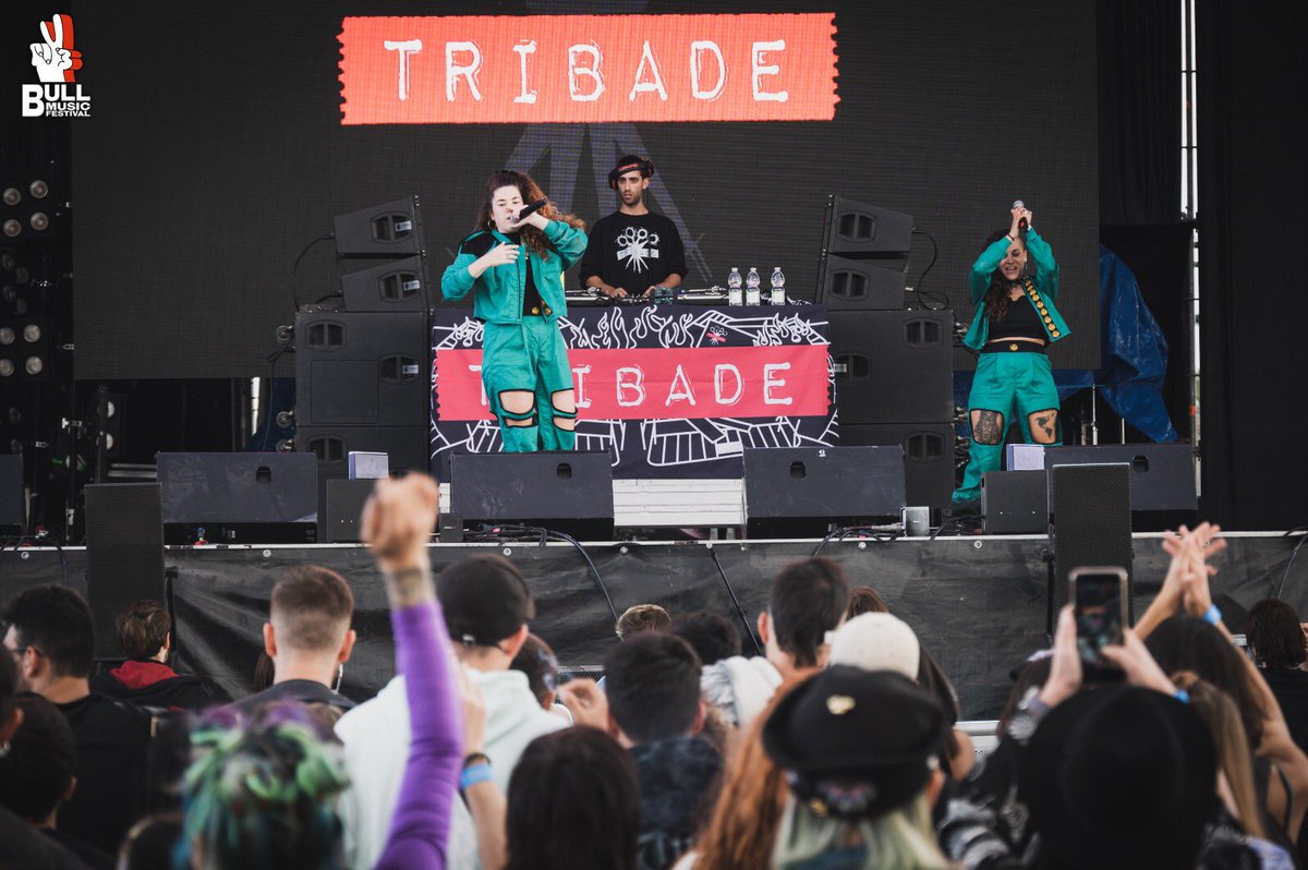 festbullmusic's tweet photo. ¡@TribadeRap, GIRL PWR incendiando el escenario de #BullMusic! 🔥🔥
📸 @JM_Grimaldi
#BullMusicFestival #BullMusicDays #conciertosengranada #GranadaVibra #tribade https://t.co/JZNsSO57qe