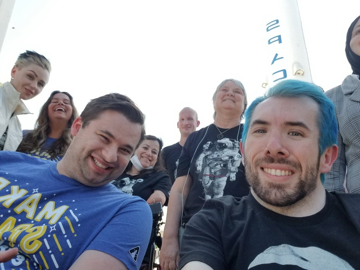 Eric_Ingram's tweet photo. Support from the #space industry has been great. We toured a few companies' facilities in our preperation. Here's me &amp; some fellow @astroaccess #Ambassadors at @spacex (not affiliated w/ MAA)

#spacex #makespaceaccessible #demandaccessiblespace #astroaccess #missionastroaccess https://t.co/8t8CzT9UJF