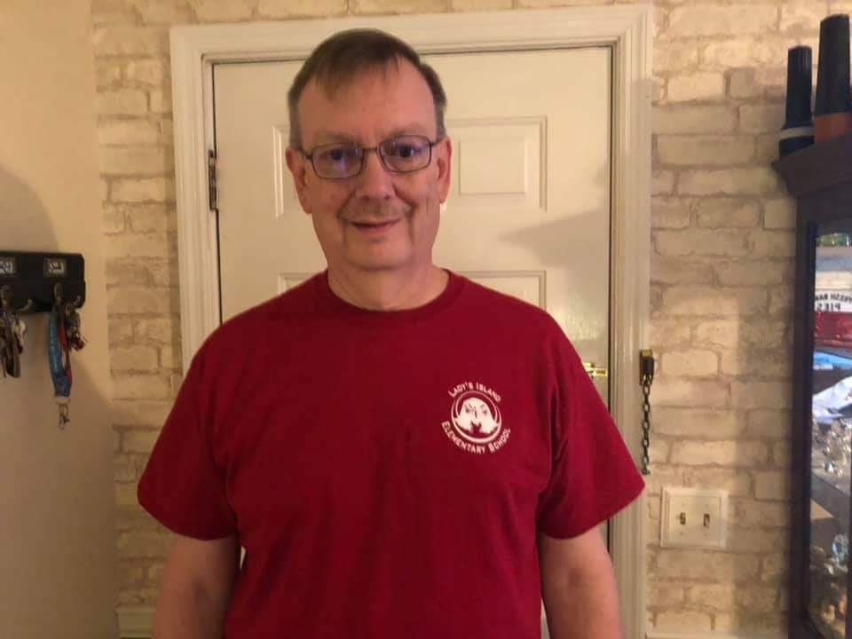 LIESOspreys's tweet photo. Once an Osprey, always an Osprey! Thank you Terry Bennett, former principal, for trailblazing the path for arts infusion! Lady's Island Elementary School is Beaufort's best kept secret😍! #OspreyLove #ItsTimeToPush https://t.co/MkvuKxnPU8