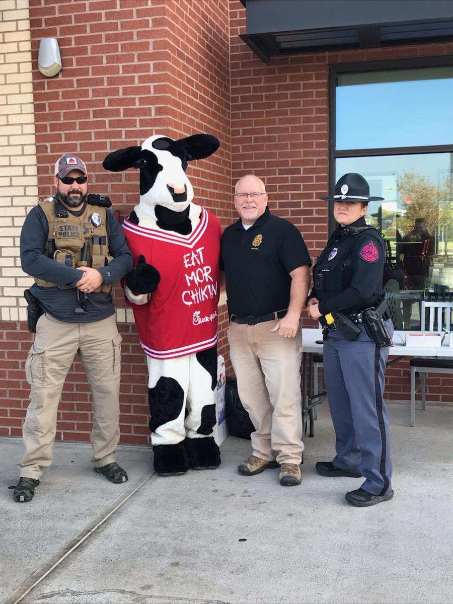 Today is national drug take back day, The Nebraska State Patrol in partnership with the DEA, has set up a drop off site at the Chick-fil-A at 72nd and Sorensen till 2pm today. For other locations check deadiversion.usdoj.gov/drug_disposal/…
