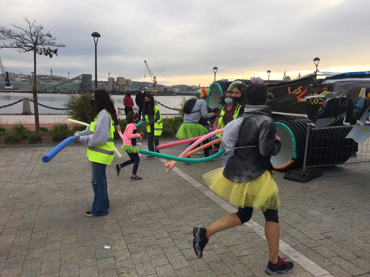 40Coruna's tweet photo. VAMOSS!!! #YoJuegoConEnki y los tubos del sonido de @40Coruna!! https://t.co/DIN8bErbVN