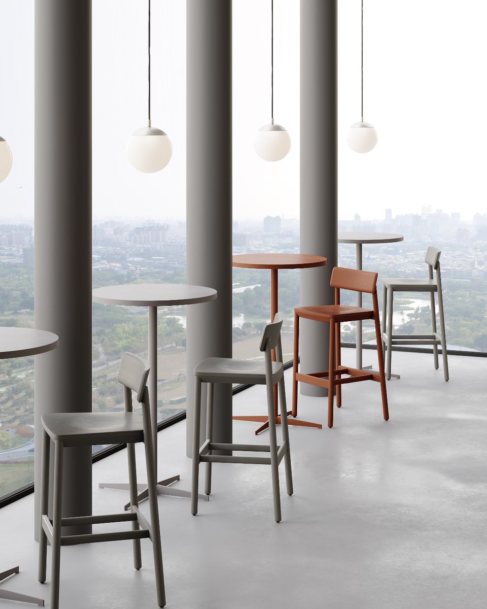 NuansDesign's tweet photo. What's prettier? This view or these @btdesignglobal designs? ๐ We can't decide!
Pictured: Cross tables & Mika barstools
#nuansdesign #moderninterior #modernhome #diningroomdesign #restuarantdesign #interiordesigner #commercialinteriors https://t.co/f3M7zppymA