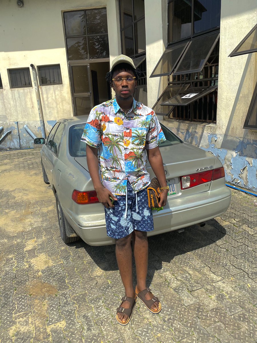 OGb4IG's tweet photo. Cheers to A Great weekend from PhC

#phconnect https://t.co/8ydolm8OjT