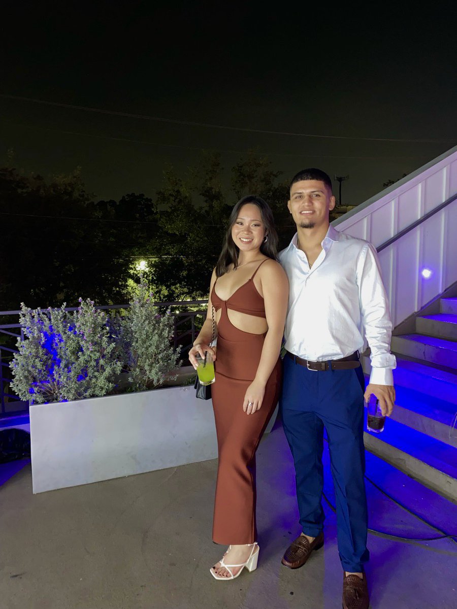 amberrdang's tweet photo. a battle between who looked better 😈 @AldenCoria https://t.co/wCJMfAKWt8