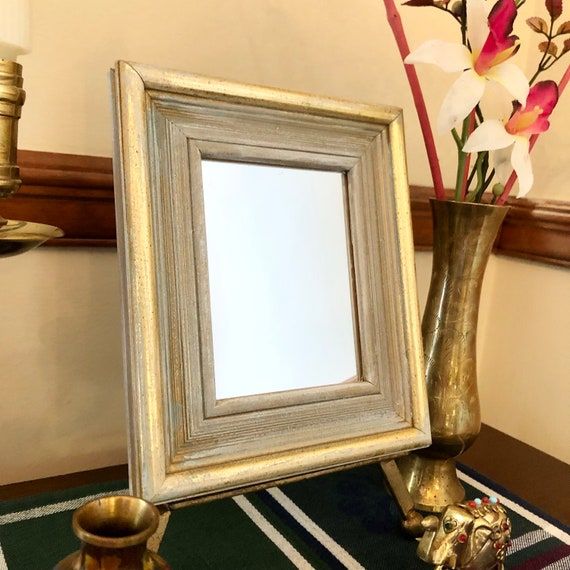 ZendingMachine1's tweet photo. Accent Mirror Wall #Decor Distressed Gold and White French Country Shabby Chic Hanging Gallery Wall Cottagecore https://t.co/r8RuD3TqjR via @Etsy #etsy #accentmirror #homedecor https://t.co/4iCZzea2Nn