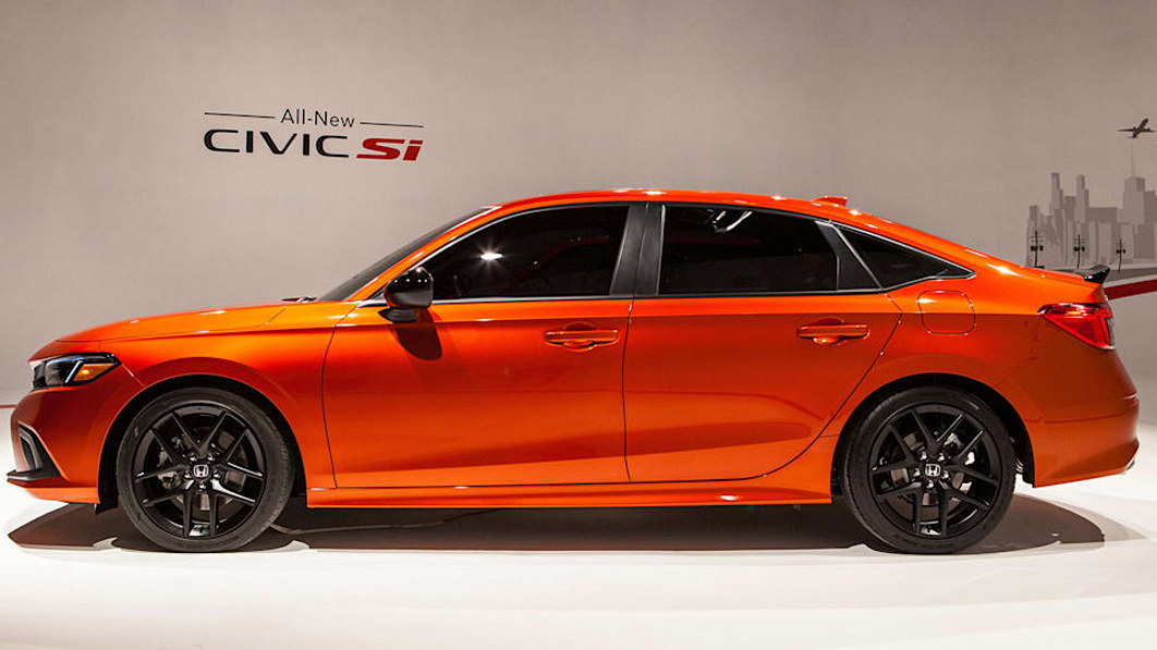 MotoringChat's tweet image. Honda drops new browser game 'EvoTrack' to celebrate 2022 Civic Si debut | Gaming roundup autoblog.com/2021/10/23/hon…