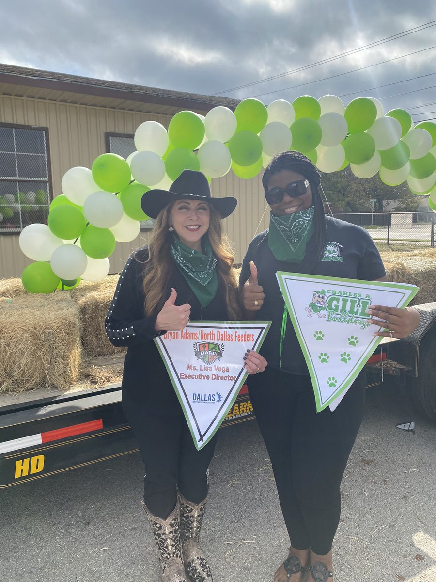 PathtoPinkston's tweet photo. Giddy Up and Go Cougars @ Bryan Adams Homecoming Parade! @dallasschools @MRamirezDISD @LisaAnnVega1 https://t.co/funR3CrdBQ