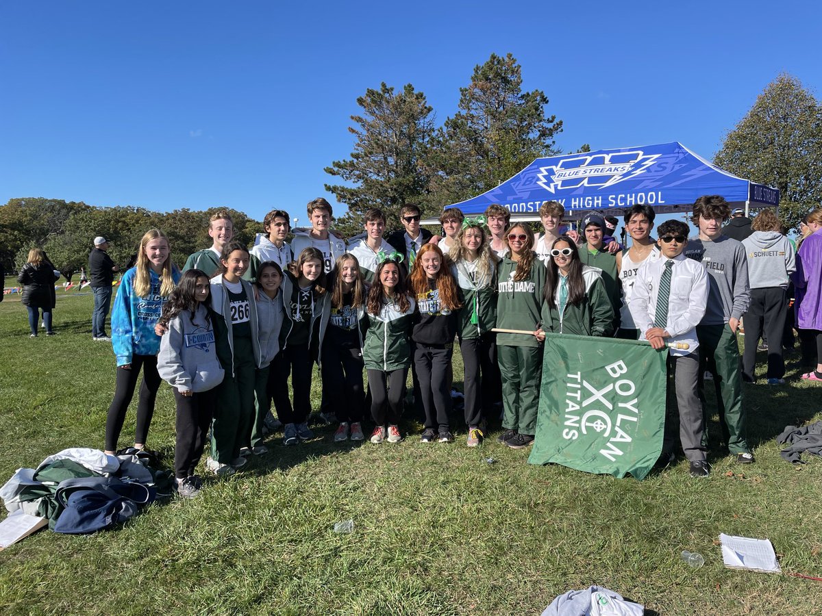 coachlschmitt's tweet photo. Great Day to be a Titan! 2 teams heading to Sectionals! Go Titans! https://t.co/tSbNgVOvFw