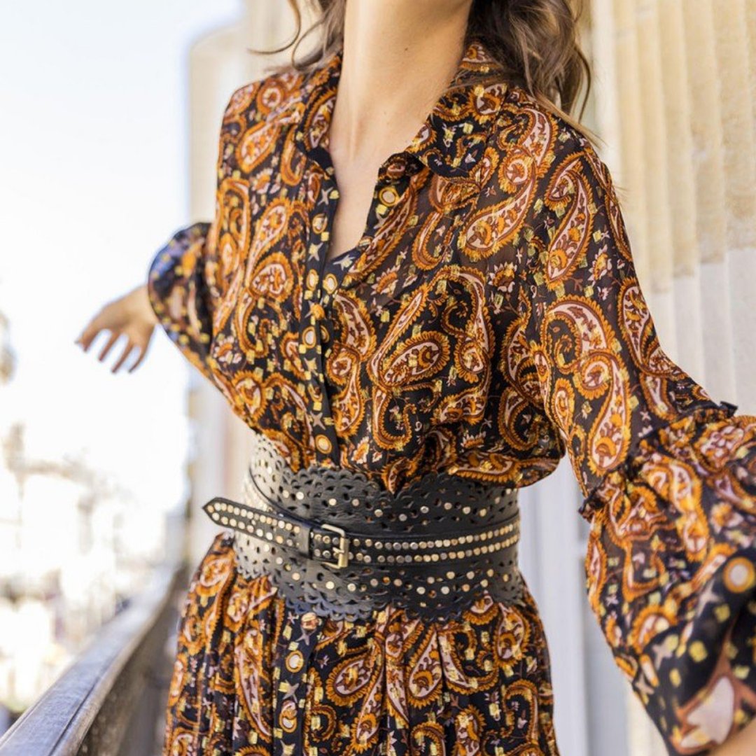 ✨ BACK IN STOCK ✨ You might have missed this as it is a new brand and we sold out so quickly but we have just received a few more pieces.  All one size so nice and easy, the perfect autumnal dress.