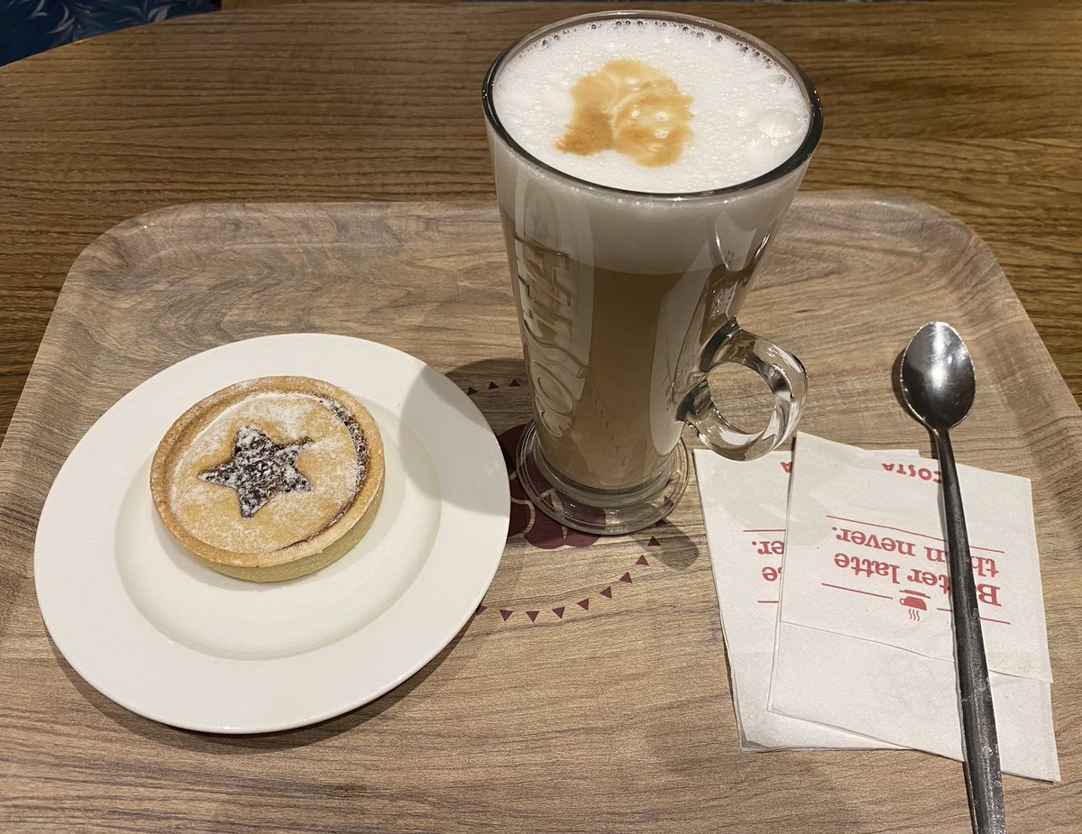 First mince pie of the year <a href="/CostaCoffee/">Costa Coffee</a> #Wanstead 
Really nice staff there too