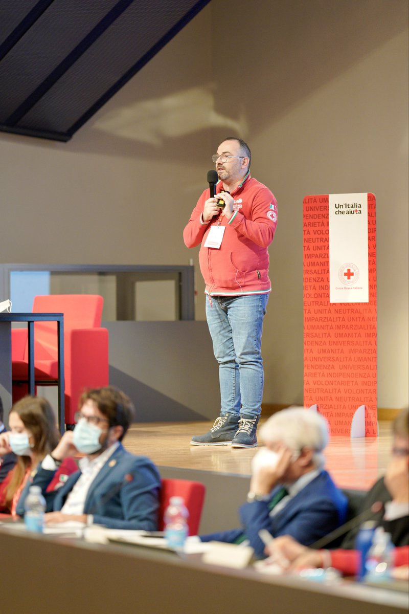cripiemonte's tweet photo. 🏫 Dopo due lunghi anni, la #CRIPiemonte è tornata a riunirsi dal vivo! Più di 60 Comitati di #CroceRossa hanno partecipato, nella prestigiosa sede del @PoliTOnews, ad una giornata di studio, confronto e lavoro su alcuni temi decisivi per il presente e il futuro dell’Associazione https://t.co/J00kkNZYCM
