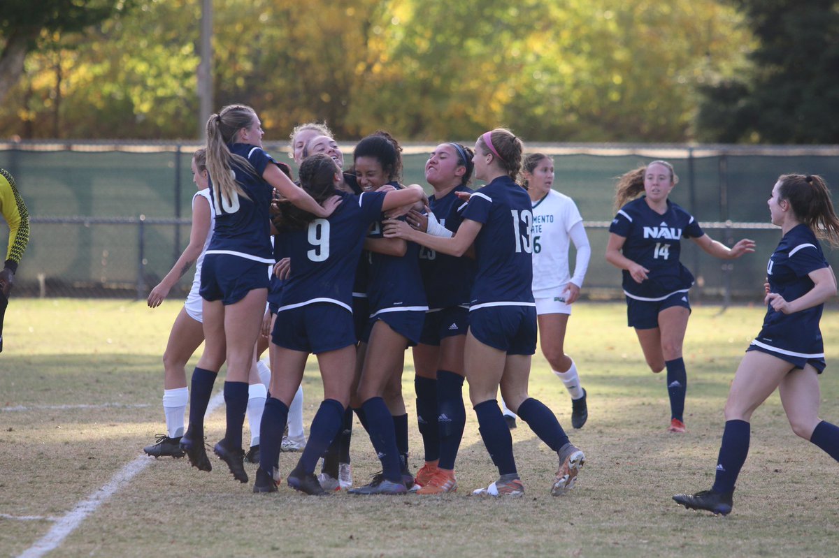 NAUSoccer_'s tweet photo. That feeling when you clinch a spot in the Big Sky Tournament 🎉🎉🎉

#NAUStrong ⚒🌲💪 #BigSkySoccer https://t.co/XglCCTc452