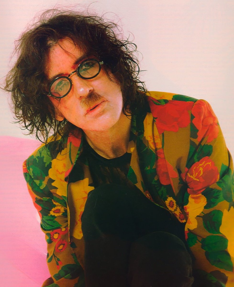 soler_lore's tweet photo. Nos divertimos en primavera y en invierno nos queremos morir!!! 🎶 Feliz Cumple GENIO!!! @CharlyGarciaBG
#CharlyCumple70 #CharlyBA #CharlyGarcia #CharlyEnMega https://t.co/FQZy22IKpJ