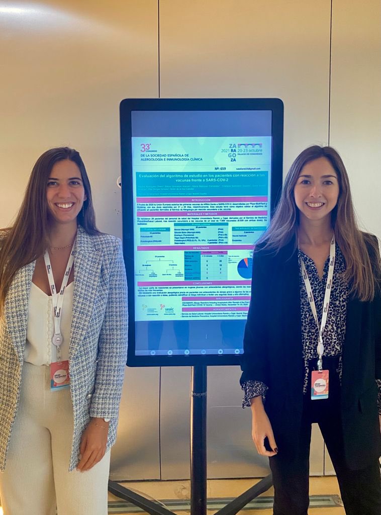 En el día que ha acabado #seaic2021 me siento afortunado de compartir uno de los posters que hemos traído al congreso, gracias a la Dra. Natalia Rodríguez, <a href="/ElenaGranadosA/">Elena Granados</a>, <a href="/solorzanocris1/">Cristiana Solorzano</a>, <a href="/supermariabf/">María Blázquez ن</a>, Dra.Berges y <a href="/hoz_belen/">Belen de la Hoz</a>