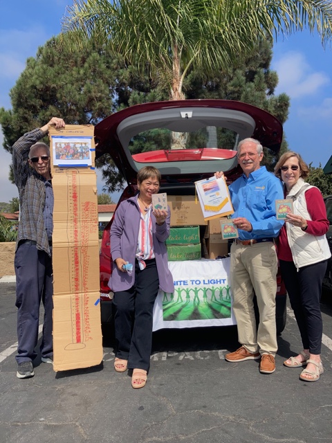 unitetolight's tweet image. Art Fisher of @Rotary is an all-star volunteer for UTL. He's just raised funds to send 200 Luke Lights to a school in the Philippines, and we’re excited to contribute another 100 to the shipment! Thank you for lighting the world with us 🌟 #StoriesOfLight #GiveSolar #LukeLight