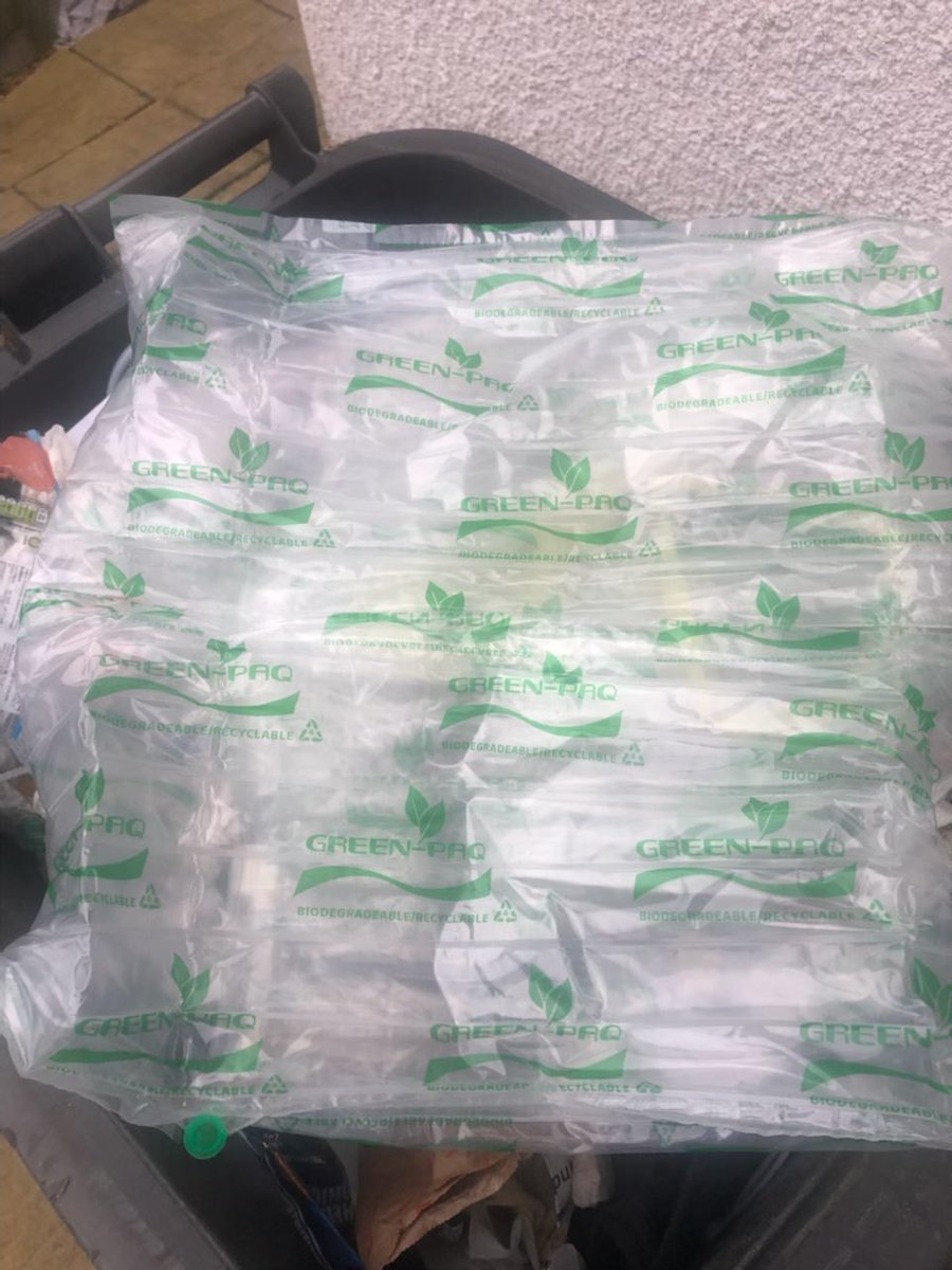 markhamplaster's tweet photo. @NorthKestevenDC clearly this is recyclable yet your leaflet says no plastic bags.
Which is it??? https://t.co/YFamA1Cs7D