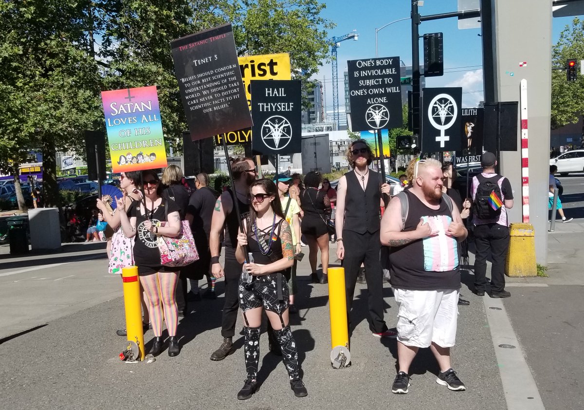 TST_Washington's tweet photo. Membership to the TST Washington State Congregation is reopening soon! If you have already submitted an application, you don't need to resubmit. 

If you are interested in volunteering in WA state and have not submitted an app, reach out to cong.washington@thesatanictemple.org https://t.co/yllVOxM7On