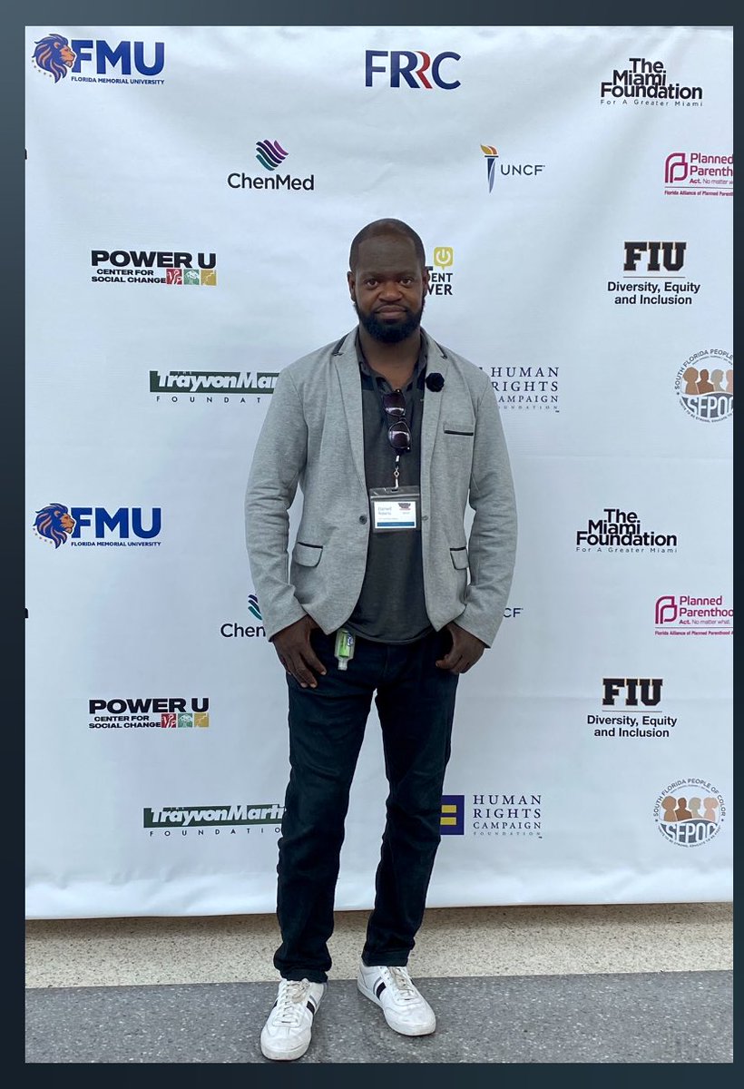 Look at all these incredible organizations behind the Building A Different World Conference at @FLMemorialUniv & @FMUSJI 

Kudos to @MiamiFoundation @the_trayvon @PowerU305 @ChenMed @UNCF @FLRightsRestore 

So honored to be here representing @tweettwofifths 🖤🤎❤️

#SupportHBCUs