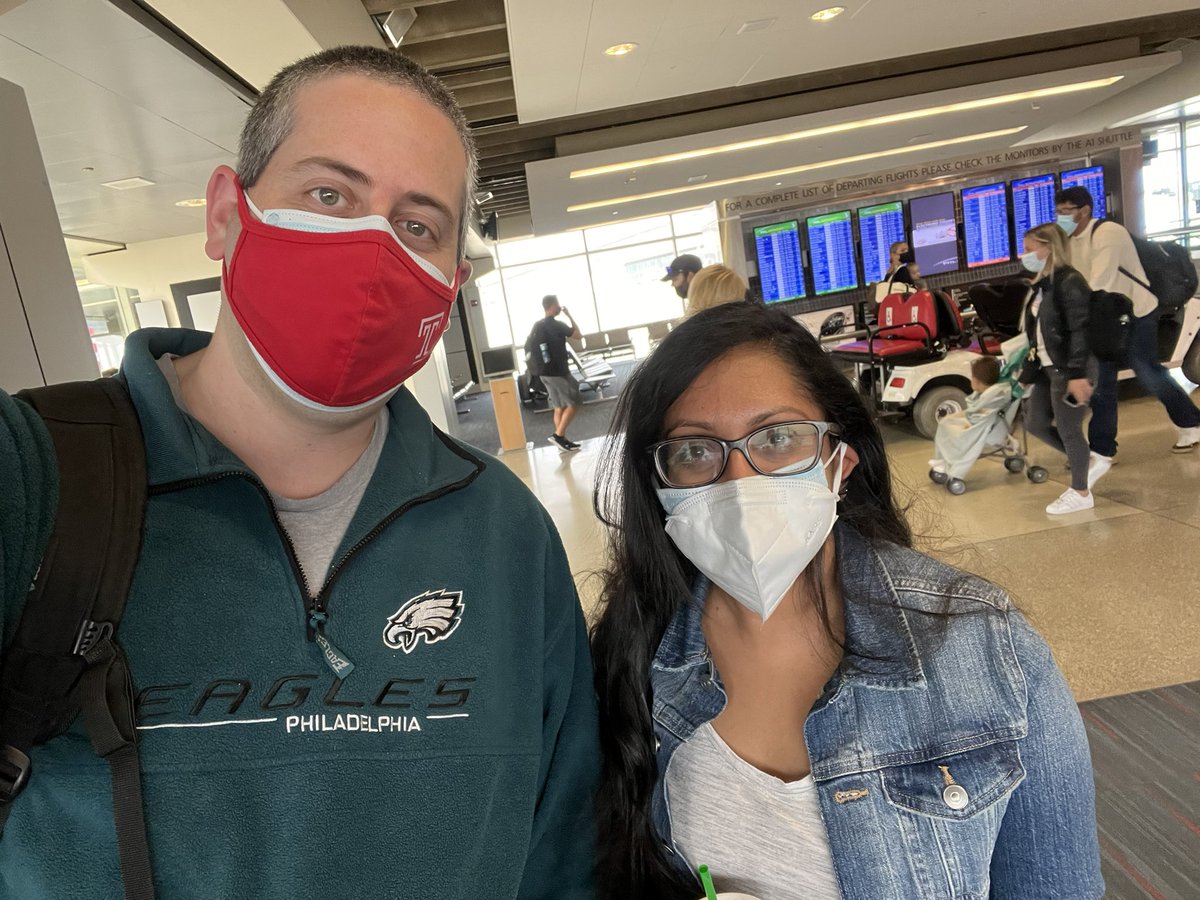 3 hour delay can't take away our enthusiasm. @TempleGastro representing! See you soon @AmCollegeGastro #VaxxedNMasked