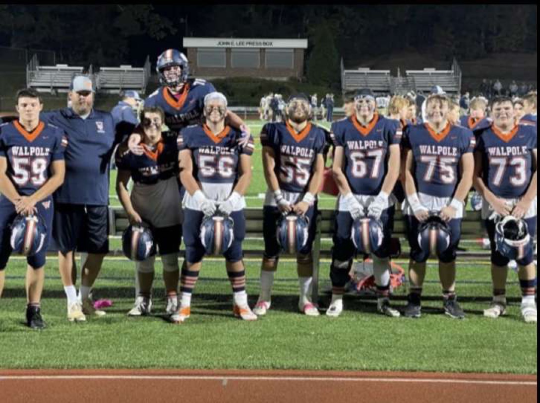 WalpoleBaseball's tweet photo. O-line pride! #Ricoswallphoto https://t.co/YZaWRrKp72