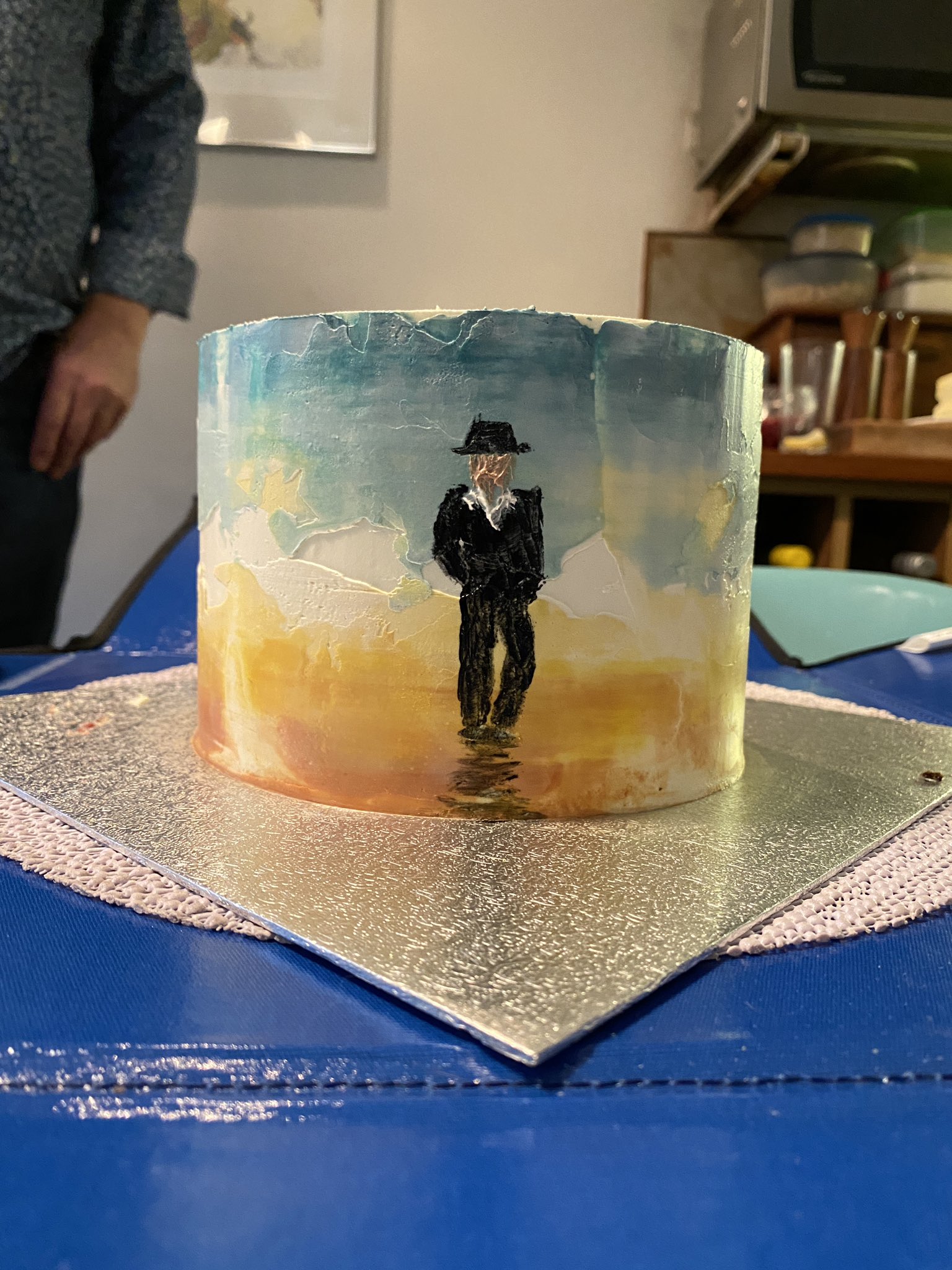 Happy birthday to dad - I made him a Jack Vettriano-inspired cake to celebrate! 