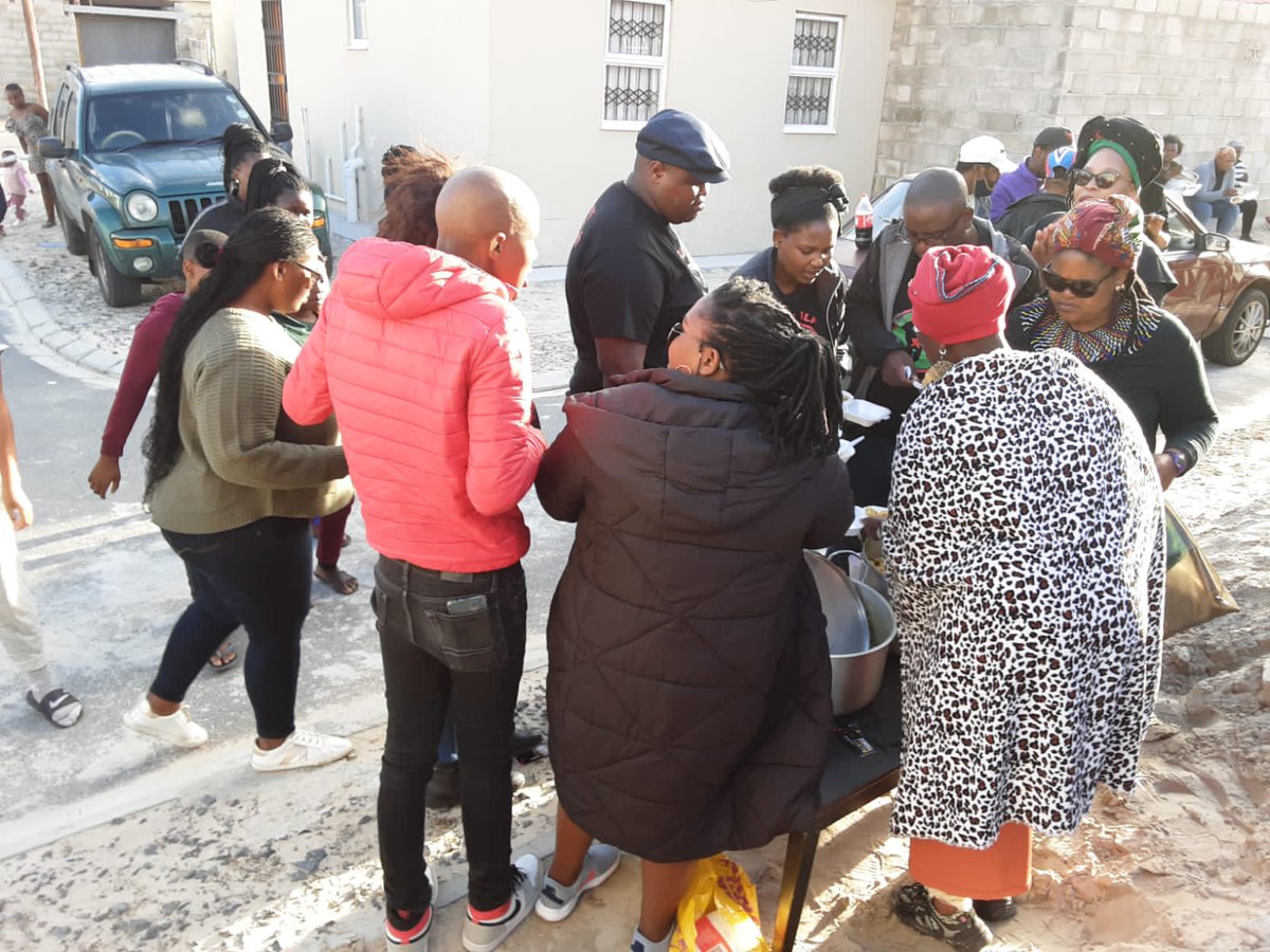 ThaboSeagiso's tweet photo. BLF Comrades in Delft The Hague Ward 13, Cape Metro (@BlfCapeMetro).

We are the Children of Biko, and we are also inspired by Sankara.

#VoteBLF
#LGE2021 
#VoteForYourLife https://t.co/asHsWsJOh3