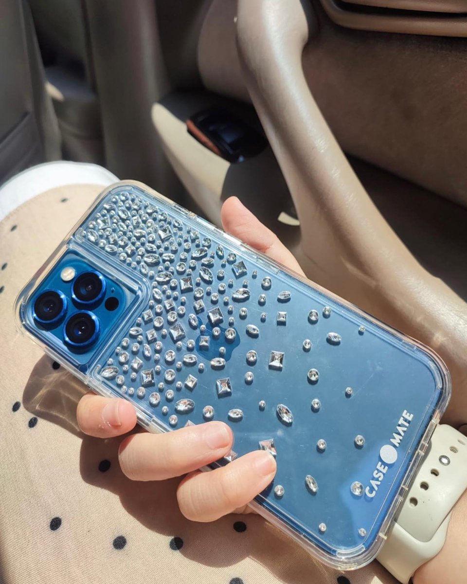 CaseMate's tweet photo. Karat Crystal is coming soon for iPhone 13 Pro & Pro Max. Sign up to be the first to know! 📸 @hanumauliaa #iphone13promax #phonecase #sparklecase https://t.co/XpzSlXKqgS