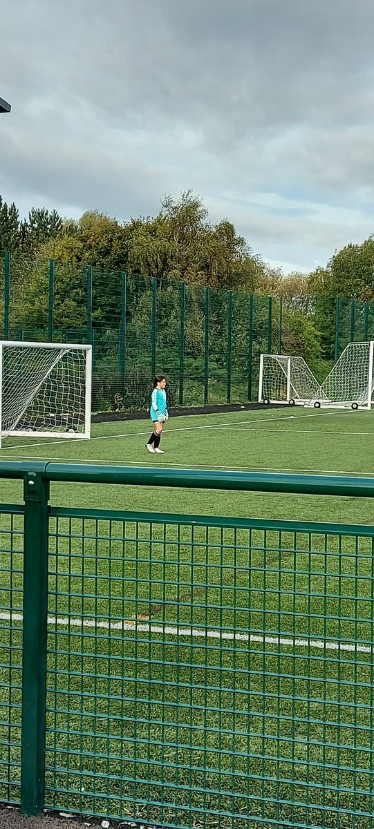 sarahstones9's tweet photo. Clean sheet for this one today. Huge team effort ❤⚽️❤ #cleansheet #grassrootsfootball #forevermynumber1 https://t.co/vjVp2ac9ML