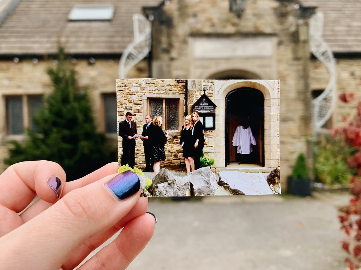 flawedyou's tweet photo. got vanity back in the village where they belong today 🍂 https://t.co/pcFWS1TwOc