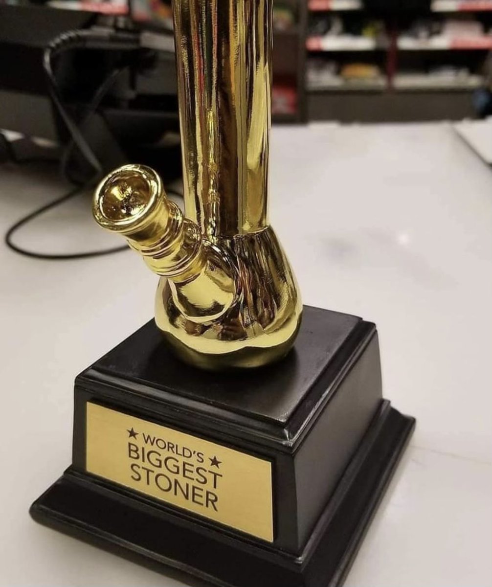 ambassador_chad's tweet photo. Looks like I’ll be attending the @HempConnoisseur awards tomorrow night. 
I’m nominated for this award, if you want to comment why you think I might deserve it 😎
#itsafakeaward #commentanyways #AmbassadorChad #BttS #stoner #PotTalk #puffpuffpass #cannabisjudging #Mmemberville https://t.co/NpYGDFDjCC