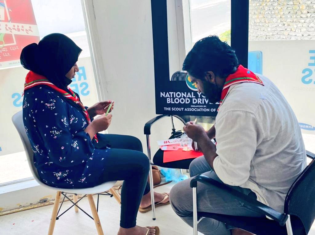 ScoutsMaldives's tweet photo. The blood donation program we conducted today on the occasion of National Youth Day was a success. A big "THANK YOU" to all those generous people who donated blood. https://t.co/YIFQfFPXKA