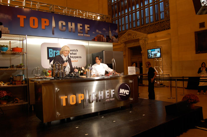 OverheardAtABEL's tweet photo. To get back into the swing of things we’re bringing you some of our favorite throwbacks all weekend. We were thrilled to be a part of creating this experience for Top Chef's Taste of the Five Boroughs event, benefiting City Harvest.
.
.
.
#bravotv #topchef #flashback #throwback https://t.co/CxfEmO0Cbv