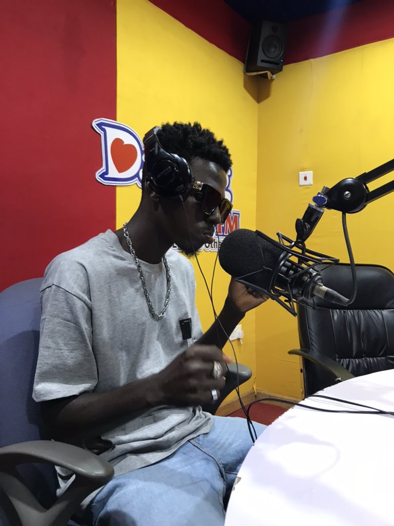 jodiba_gh's tweet photo. Had an amazing time with DJ Candyman on Darling90.9 fm, glad y’all tuned in, loved the comments on my song #finegirl ❤️❤️🔥 #radiotour  #centralregion https://t.co/6hCiLhIQsQ