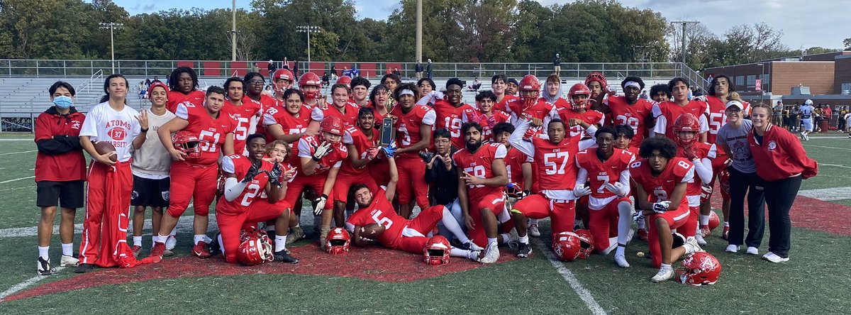 AtomsAthletics's tweet photo. Battle of the Beltway champions‼️ 🏆 🏆 🏆 @atomsfootball #atomnation https://t.co/eZGhdrU2UA
